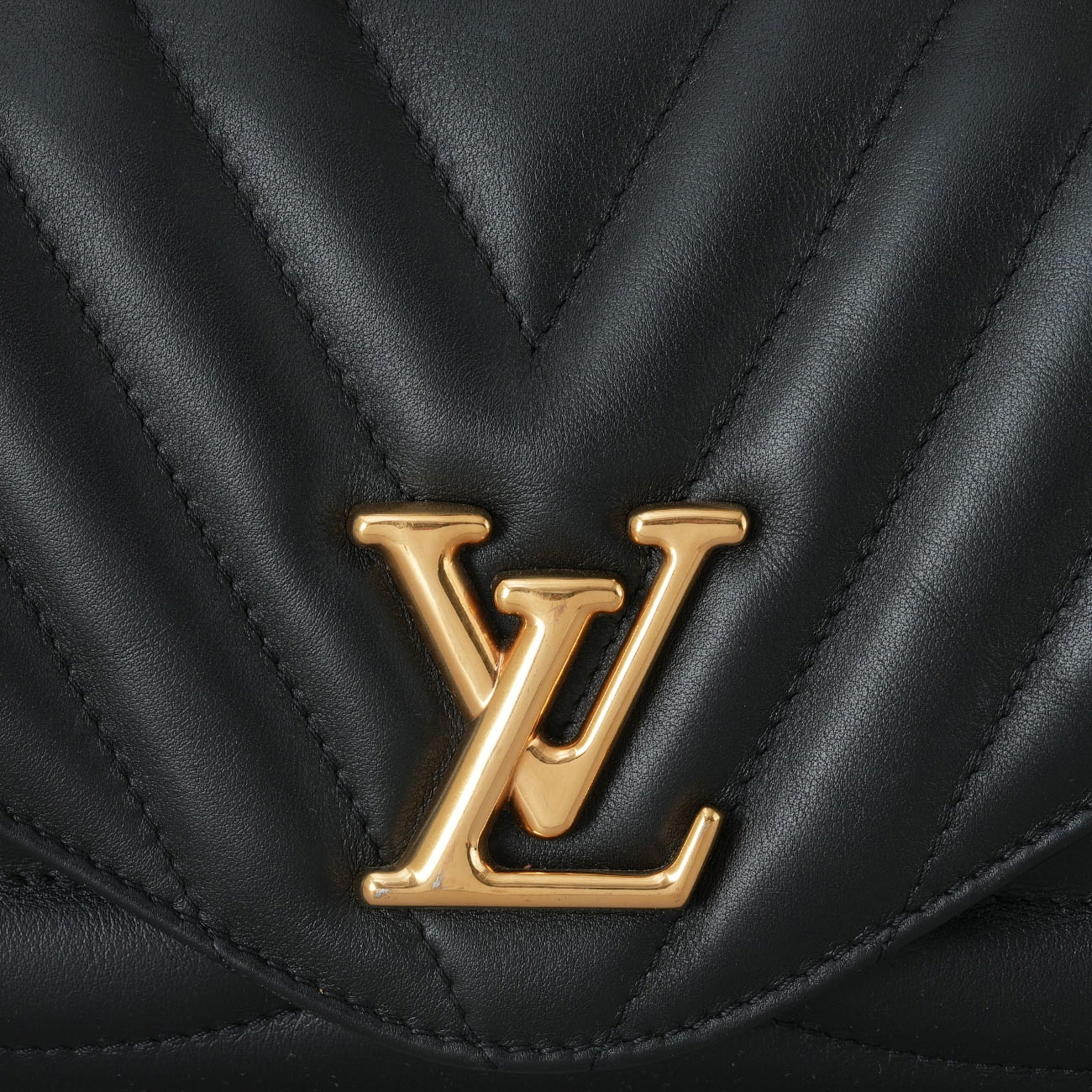 LOUIS VUITTON(USED)루이비통 M58552 뉴웨이브 체인 숄더백